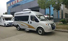 凯发k8体育APP官方网站下载房車-東風禦風長軸高頂自動擋房車橫床版